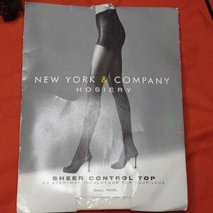 Vintage New York & Company Hosiery Small Pearl Sheer control Top new